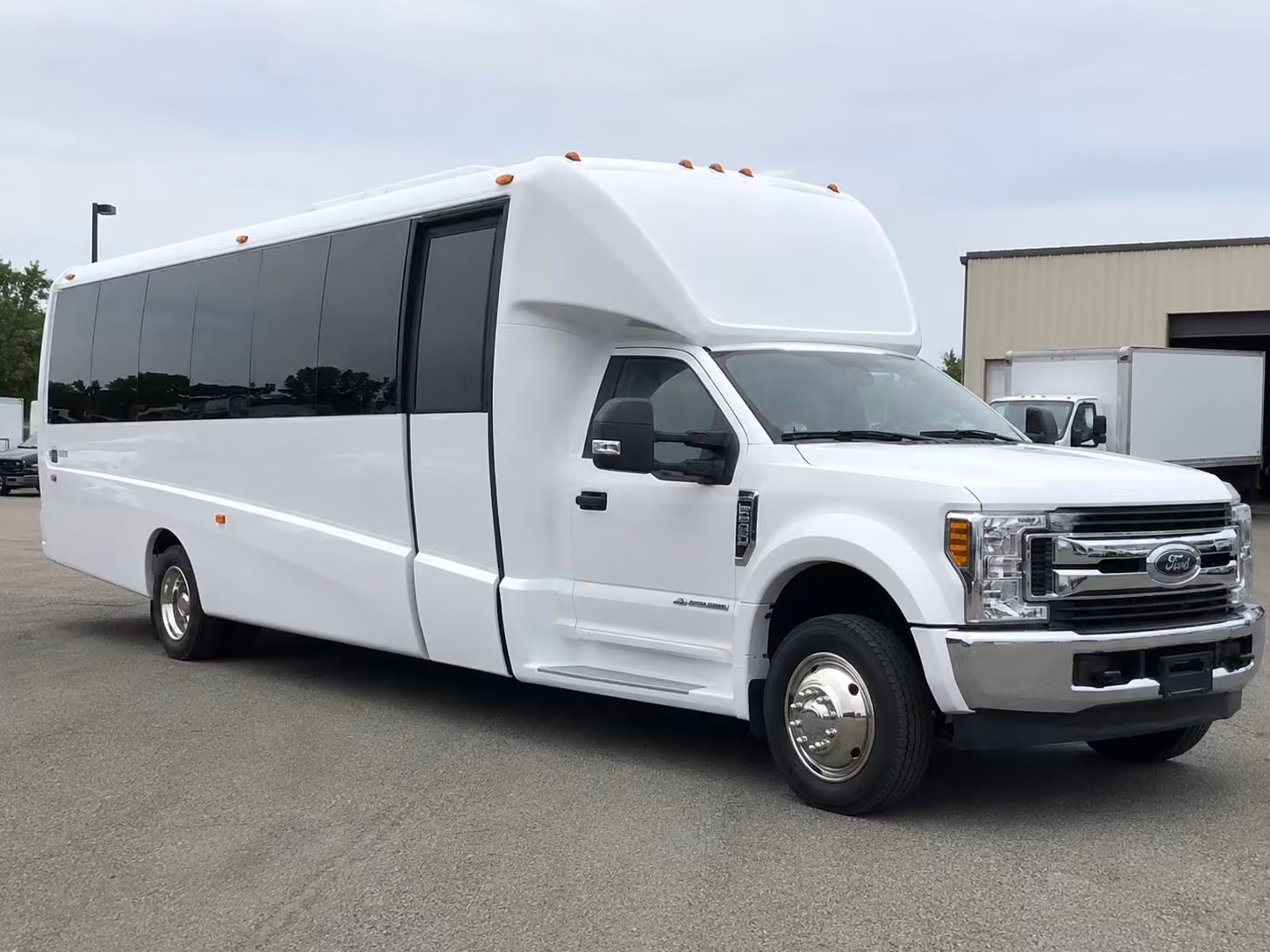 20 passenger minibus