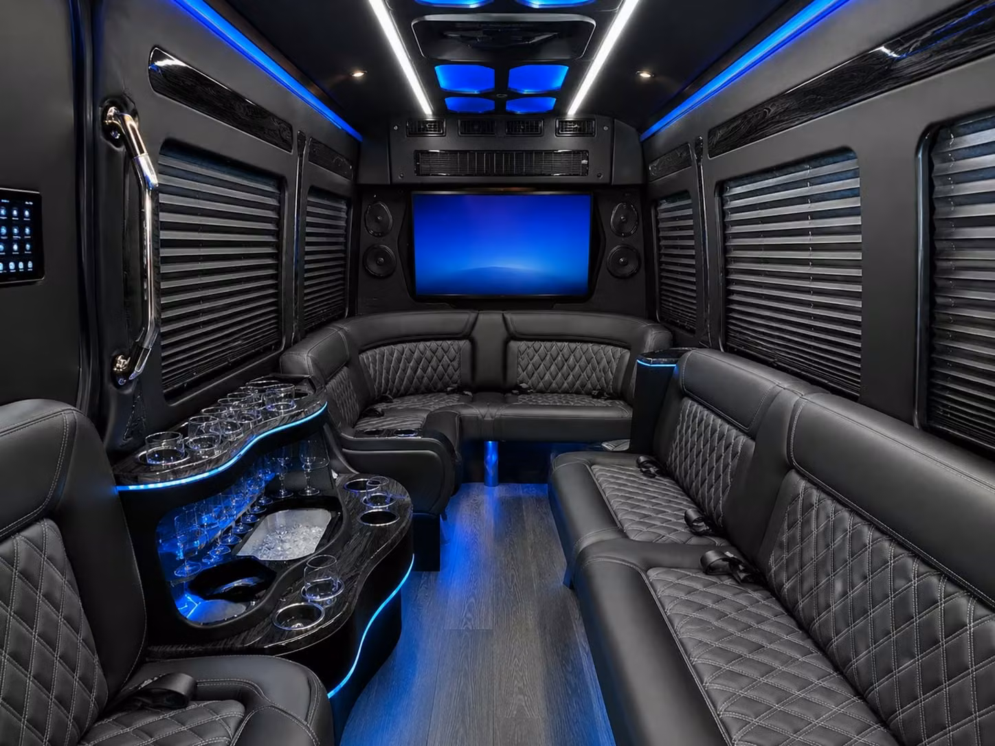 charterbusrentalsalemor com makes booking concert bus rentals to portland venues fast and easy
