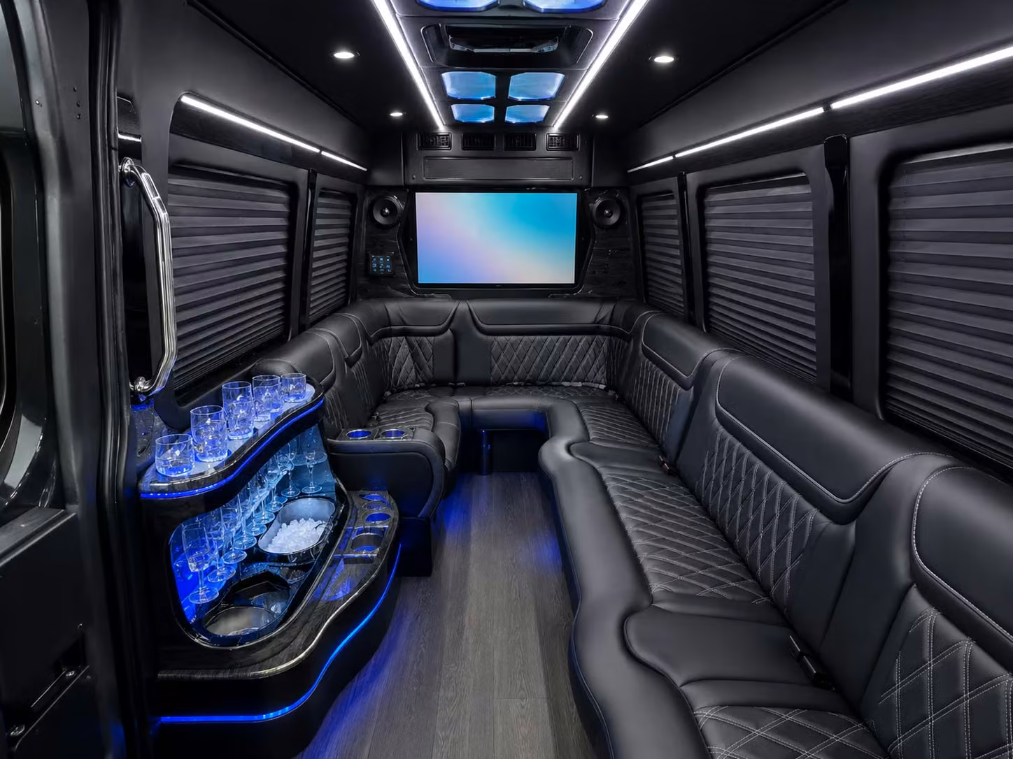 for quick and easy long distance corporate transportation from salem oregon