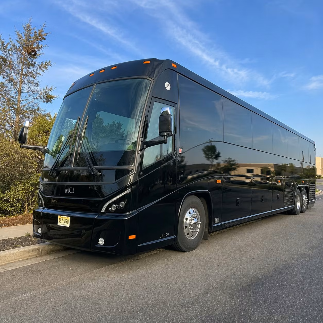 remote parking lot shuttles for large salem worksites