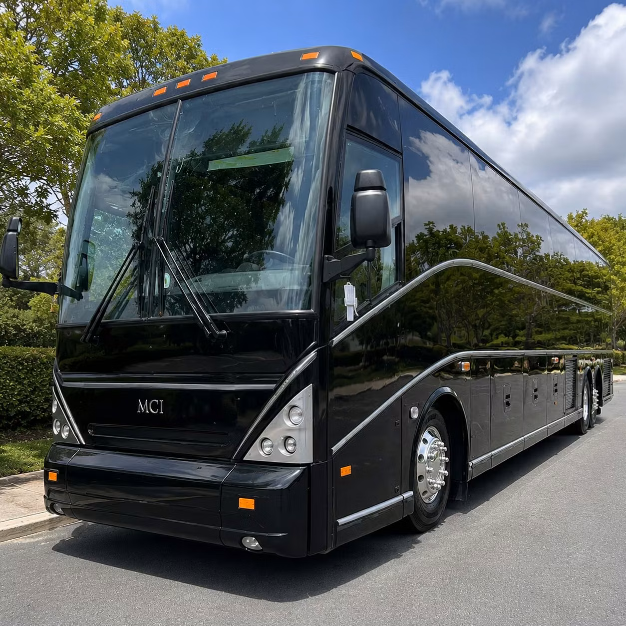 with charterbusrentalsalemor com you can find the right concert bus for willamette valley wine country festival events